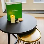 Апартаменты Spectacular 70m2 Penthouse With Terrace - R51c Эйндховен
