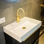 Апартаменты Spectacular 70m2 Penthouse With Terrace - R51c Эйндховен