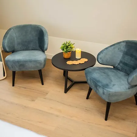 Spectacular 70m2 Penthouse With Terrace - R51c *