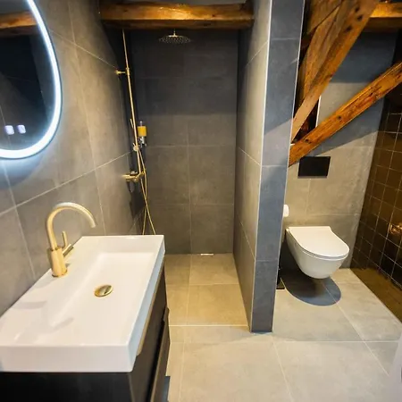 דירה Spectacular 70m2 Penthouse With Terrace - R51c *