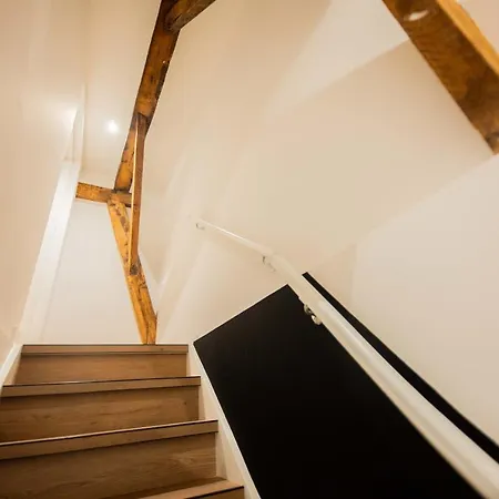 Spectacular 70m2 Penthouse With Terrace - R51c דירה *