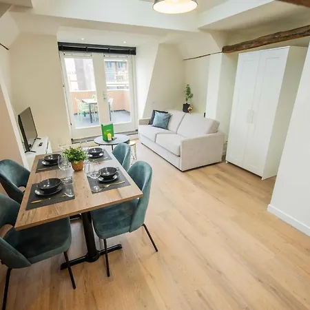 Spectacular 70m2 Penthouse With Terrace - R51c